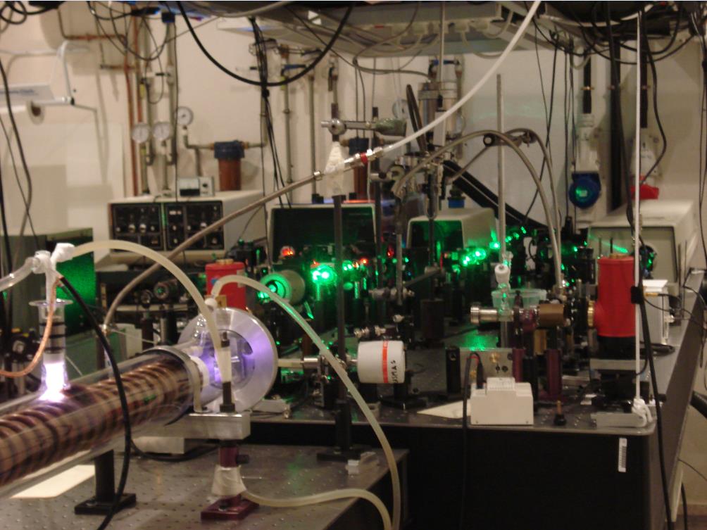 laboratorio de espectroscopía láser de alta resolución